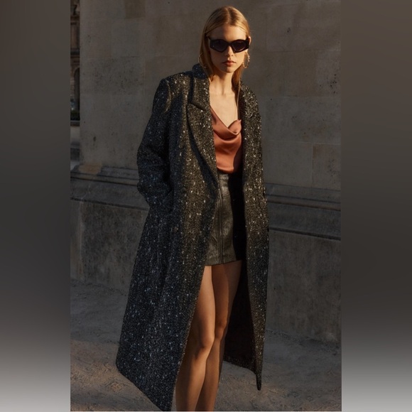 ASTR THE LABEL MORANA OVERSIZED BOUCLE COAT - Picture 6 of 10